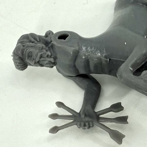 Lot Of 80 Wicked Duels Fantasy Creatures Wizards Ogres Fairies Plastic Figures - Picture 16 of 16